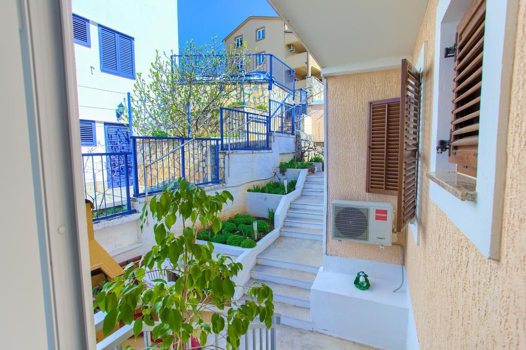 Nadija Studio Apartmani Đảo Krk Ngoại thất bức ảnh