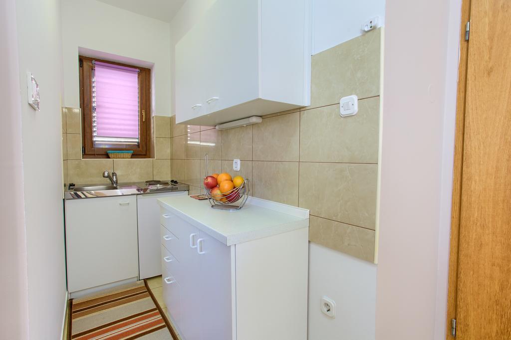 Nadija Studio Apartmani Đảo Krk Ngoại thất bức ảnh
